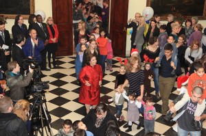 HRH Crown Princess Katherine heads traditional “train” with children during Christmas receptions