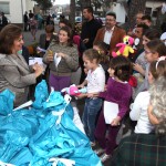 HRH Crown Princess Katherine and Mrs. Betty Rumeliotis, the sister of Crown Princess Katherine during the delivery of humanitarian aid