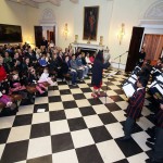 Nastup hora škole Nortvud Preparatori iz Velike Britanije, članova KUD „Gradimir“ i dečijeg hora „Čarolija“