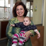 Njeno Kraljevsko Visočanstvo Princeza Katarina prilikom uručivanja Božićnih poklona mališanima u beogradskim dečijim bolnicama