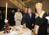 Његово Преосвештенство Епископ шабачки Г. Лаврентије, Њ.К.В. Престолонаследник Александар и Његова Светост Патријарх Српски Г. Иринеј
