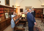 Crown Princess Katherine, the Prince of Wales, Crown Prince Alexander and Hereditary Prince Peter in the King’s Office