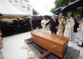 HRH Crown Prince Alexander near the grave of late Prince Alexander
