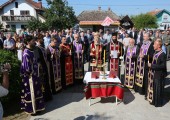  Bishop of Sabac Lavrentije with clergy officiate requiem for heroes of Misar