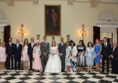 Newlyweds with the invitees at the White Palace