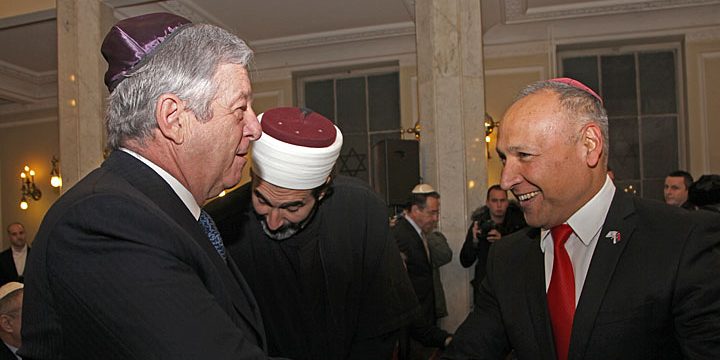 Nj.K.V. Prestolonaslednik Aleksandar i Nj.E. Jozef Levi ambassador Izraela u Srbiji