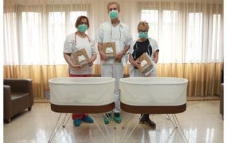 ПРИНЦЕЗА КАТАРИНА ЗАХВАЛИЛА КОМПАНИЈИ „НАЈСРЕЋНИЈА БЕБА“ НА ДОНАЦИЈИ „ПАМЕТНИХ КОЛЕВКИ“ КЛИНИЦИ „НАРОДНИ ФРОНТ“
