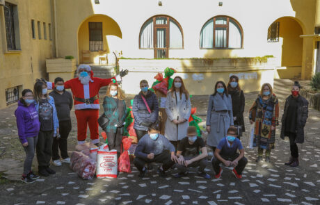 FONDACIJA Nj.K.V. PRINCEZE KATARINE POČELA SA PODELOM BOŽIĆNIH PAKETIĆA ZA DECU