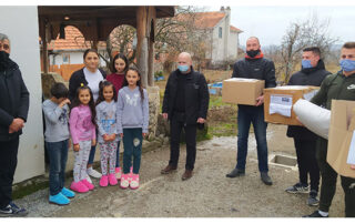 Донација српским породицама на Косову и Метохији