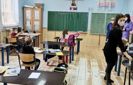 Донација Фондације Принцезе Катарине и компаније Лореал Балкан школама широм Србије на Савиндан.