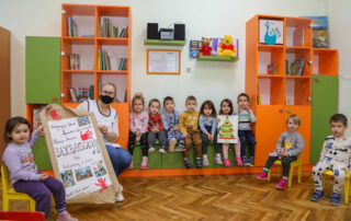 ДОНАЦИЈА ФОНДАЦИЈЕ ПРИНЦЕЗЕ КАТАРИНЕ - БИБЛИОТЕКА СА КЊИГАМА ЗА БЕОГРАДСКИ ВРТИЋ