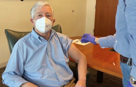 Nj.K.V. Prestolonaslednik Aleksandar primio vakcinu protiv korona virus