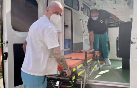 Donation of an ambulance vehicle to the Clinical Centre Kragujevac