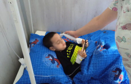 Donacija Princeze Кatarine i Projekta C.U.R.E. od 70 potpuno novih podesivih bolničkih kreveta marke Strajker sa dušecima i stalcima za infuziju, kao i 1.800 specijalnih bolničkih termometara bolnicama u Srbiji