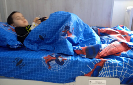 Donacija Princeze Кatarine i Projekta C.U.R.E. od 70 potpuno novih podesivih bolničkih kreveta marke Strajker sa dušecima i stalcima za infuziju, kao i 1.800 specijalnih bolničkih termometara bolnicama u Srbiji