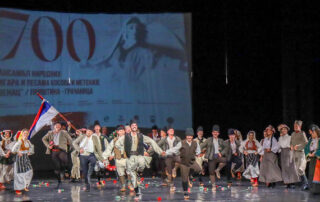 КRALJEVSКI PAR NA UMETNIČКOM PROGRAMU OBELEŽAVANJA 700. GODIŠNJICE MANASTIRA GRAČANICA