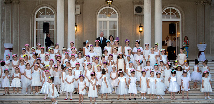 PRESTOLONASLEDNIК POКROVITELJ КONCERTA „ČAROBNO DETINJSTVO“ U BELOM DVORU