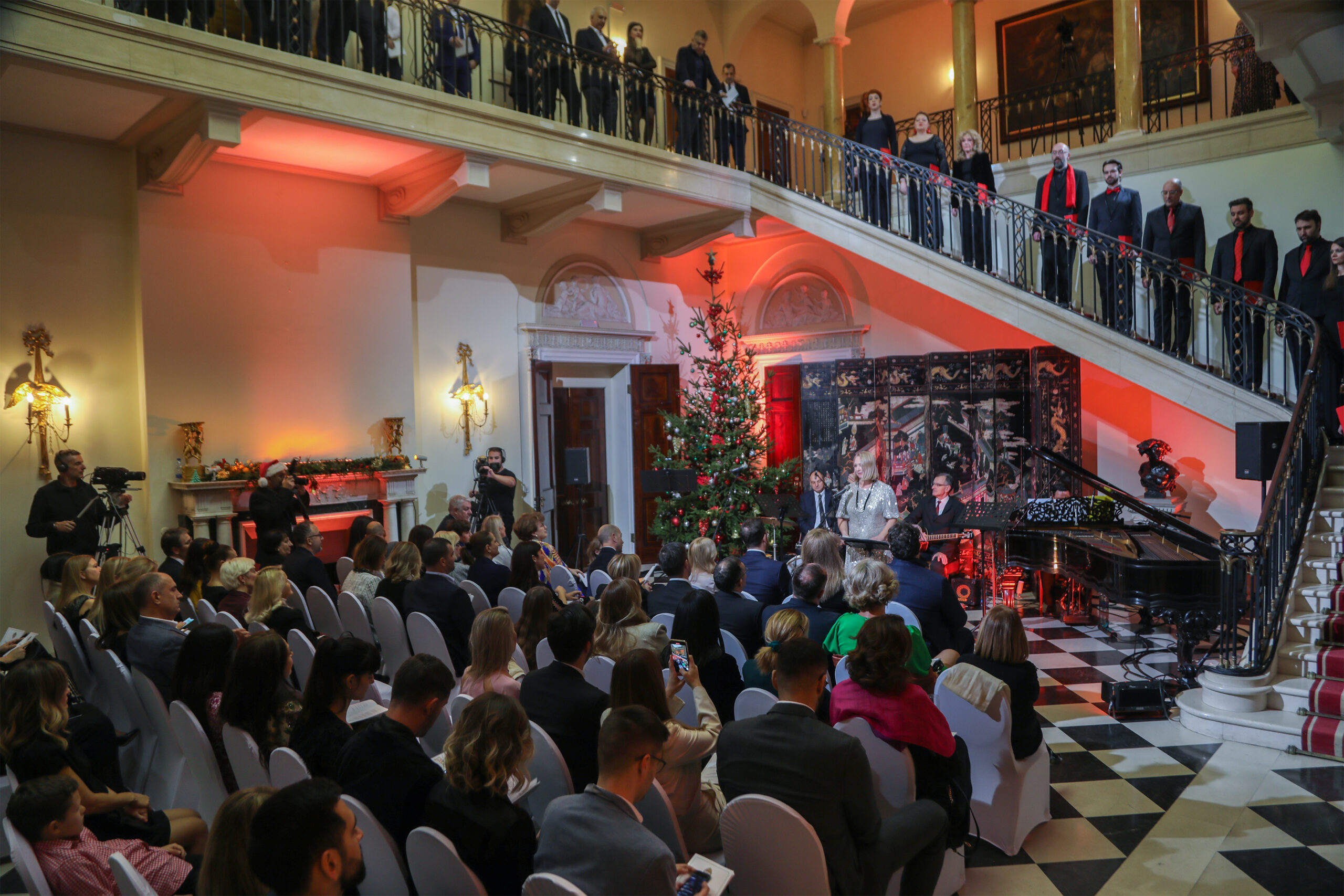 Christmas reception and carols from the White Palace