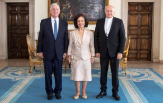 ПРЕСТОЛОНАСЛЕДНИК ЧЕСТИТАО ВАСКРС СВИМА КОЈИ СЛАВЕ ПО ГРЕГОРИЈАНСКОМ КАЛЕНДАРУ