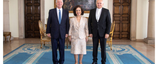 ROYAL FAMILY OF SERBIA EASTER CONGRATULATIONS (GREGORIAN CALENDAR)