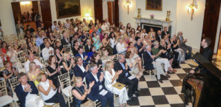 HUMANITARNI KONCERT STEFANA ĐOKOVIĆA U BELOM DVORU ZA ŠKOLU ANTON SKALA