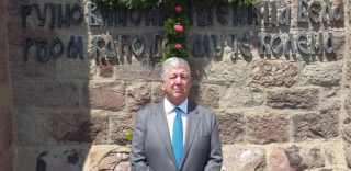 PRESTOLONASLEDNIK: „VIDOVDAN OSLIKAVA VEČNI I NEPROLAZNI DUH NAŠEG NARODA“