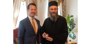 PRINC NASLEDNIK FILIP POSETIO HILANDAR