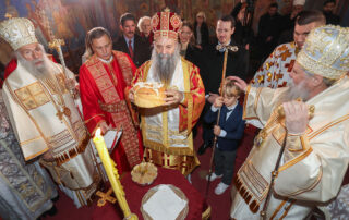 KRALjEVSKA PORODICA SRBIJE PROSLAVILA KRSNU SLAVU, SVETOG ANDREJA PRVOZVANOG