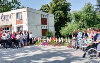 LIFELINE CHICAGO DELIVERS ESSENTIAL MEDICAL AID TO THE SREMCICA HOME FOR CHILDREN