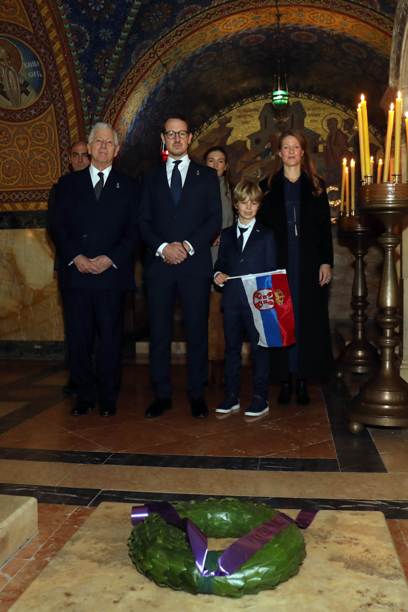 КРАЉЕВСКА ПОРОДИЦА НА ОПЛЕНЦУ ОБЕЛЕЖИЛА ДАН ПОБЕДЕ У ПРВОМ СВЕТСКОМ РАТУ ROYAL FAMILY MARKS WW1 VICTORY DAY AT OPLENAC