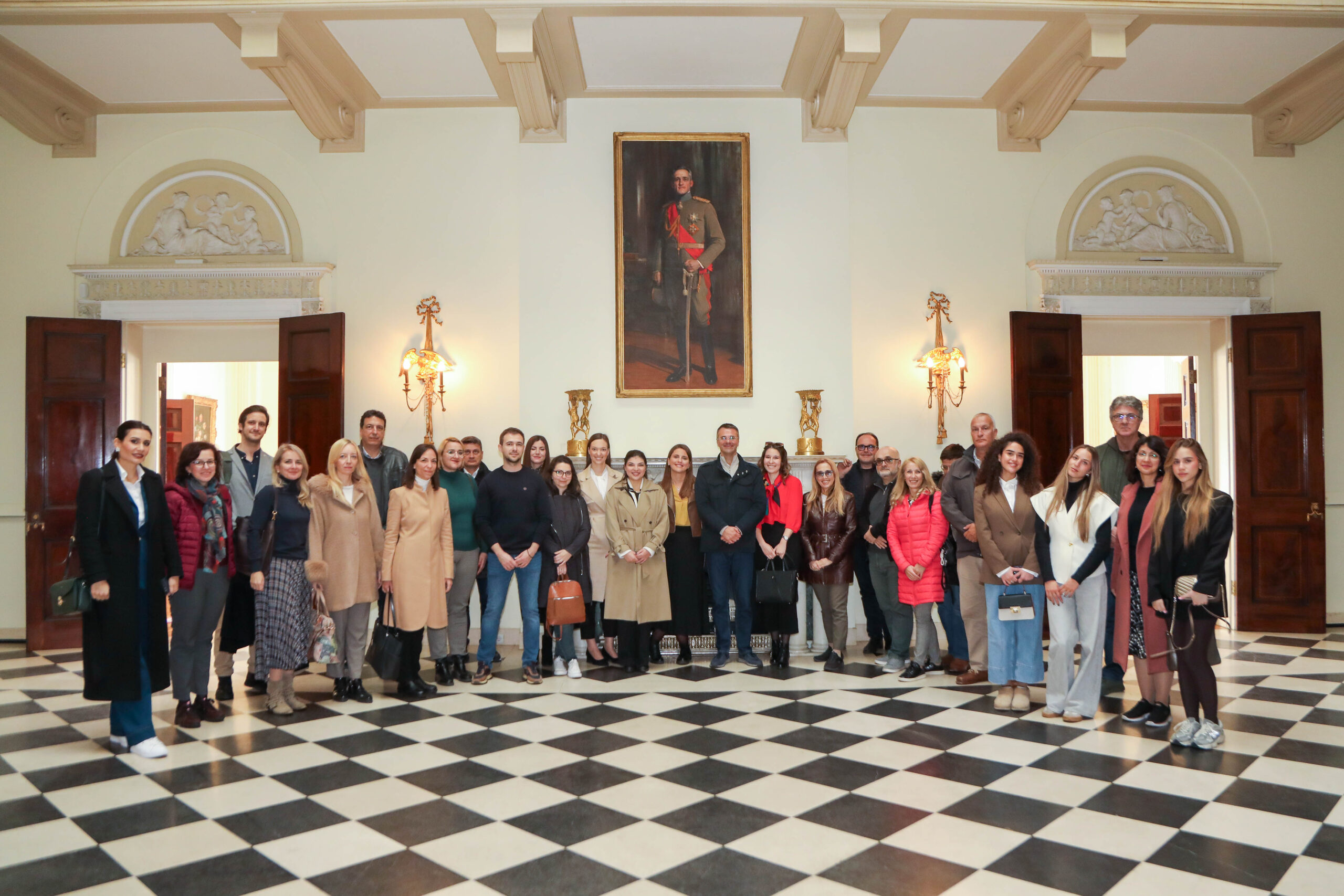 КРАЉЕВСКА ПОРОДИЦА ПОДРЖАЛА ПРВИ НАУЧНИ СКУП „КАРАЂОРЂЕВИЋИ И КЊИЖЕВНОСТ“ ROYAL FAMILY SUPPORTS FIRST SCIENTIFIC GATHERING “THE KARADJORDJEVICS AND LITERATURE”