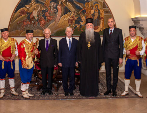 IZLOŽBA „100 GODINA OD OBNOVE NjEGOŠEVE KAPELE“ U KRALjEVSKOM DVORU