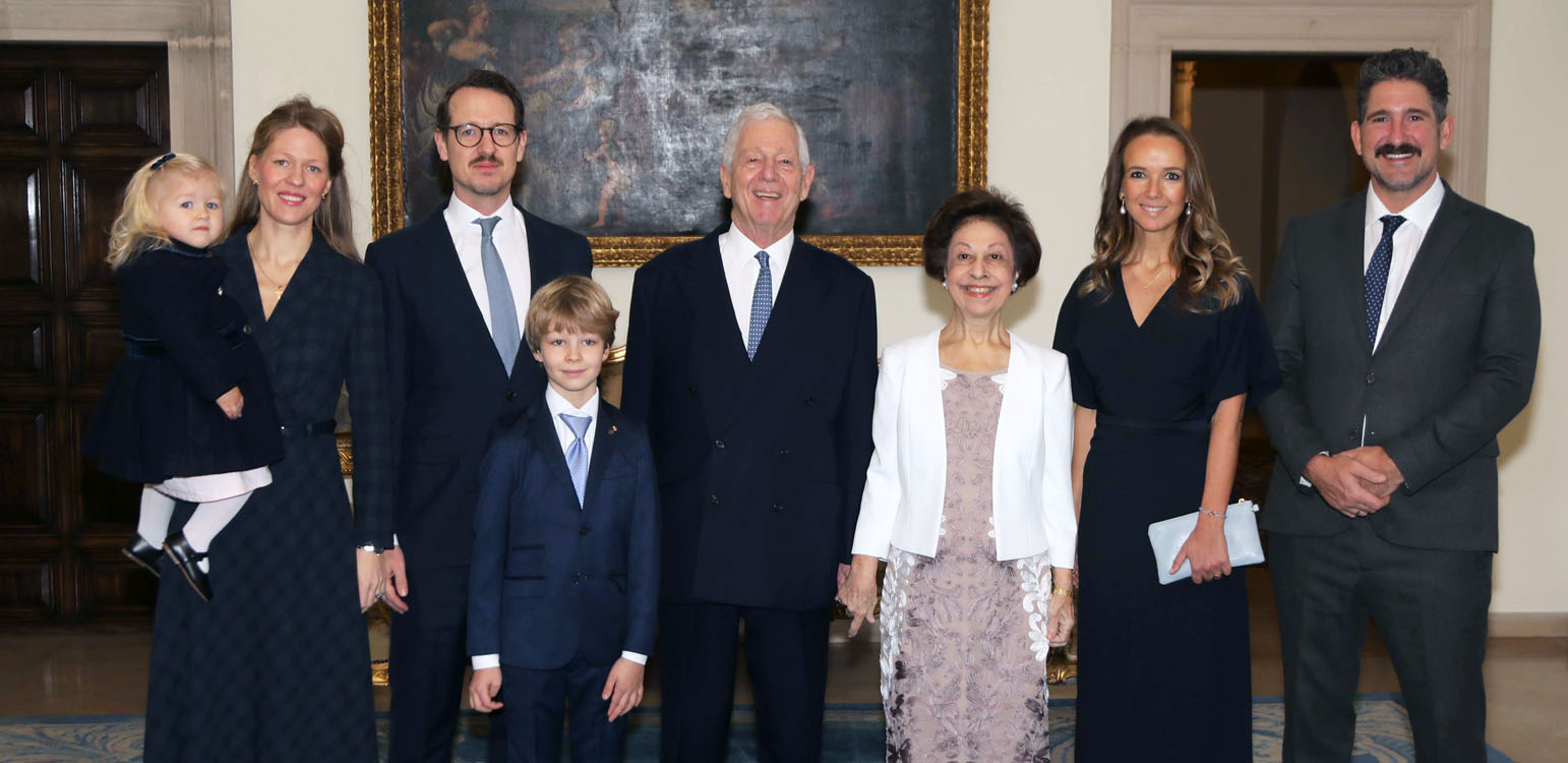 CROWN PRINCE ALEXANDER: PEACE OF GOD, CHRIST IS BORN
