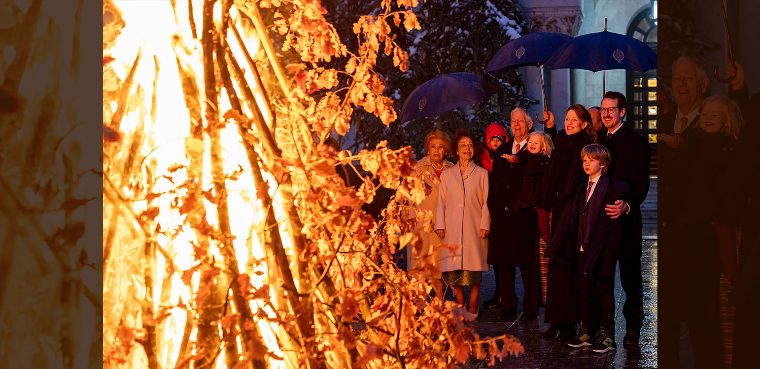 CHRISTMAS EVE AT THE ROYAL PALACE – FOLLOWING OLD TRADITIONS