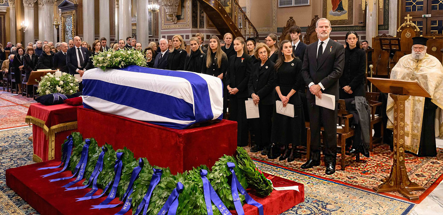 КРАЉЕВСКИ ПАР СРБИЈЕ НА САХРАНИ ПРИНЦЕЗЕ ИРЕНЕ ОД ГРЧКЕ