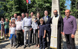 ROYAL FAMILY AT 101ST ANNIVERSARY MEMORIAL FOUNTAIN FOR FALLEN FIGHTERS OF THE GREAT WAR