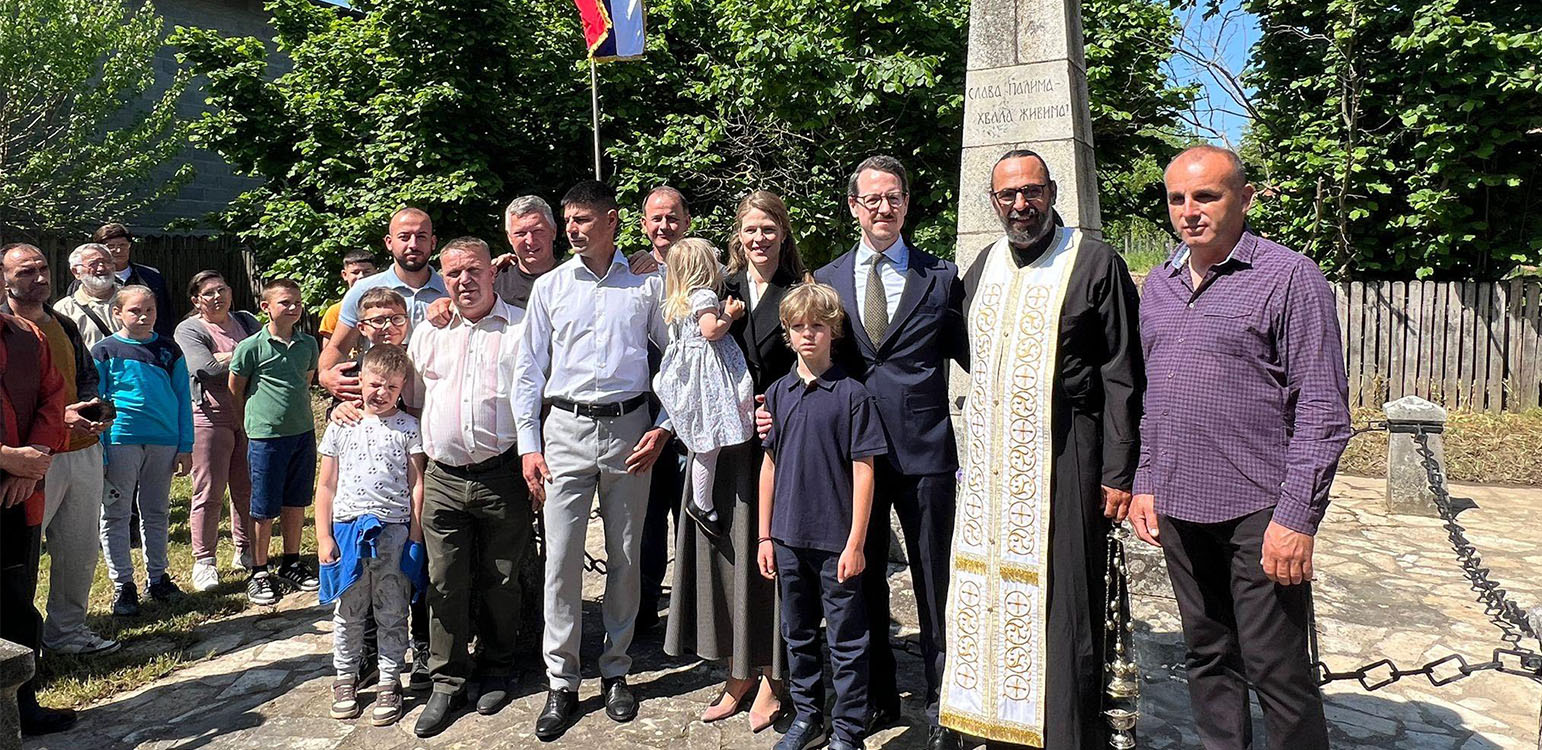 ROYAL FAMILY AT 101ST ANNIVERSARY MEMORIAL FOUNTAIN FOR FALLEN FIGHTERS OF THE GREAT WAR