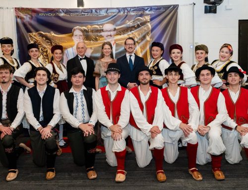 PRINC NASLEDNIK FILIP I PRINCEZA DANICA PRISUSTVOVALI KRALJEVSKOJ VEČERI U ČIKAGU I PREDSTAVILI PROJEKAT SERBIAN CAMP